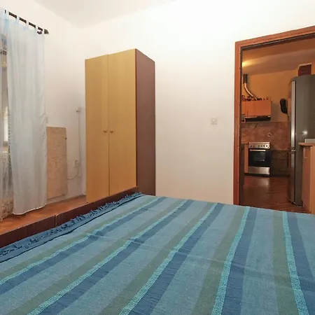 Appartement Fuer 8 Personen Ca 85 Qm In Medulin, Istrien Suedkueste Von Istrien